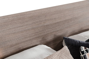 Nova Domus Spencer Italian Modern Bed